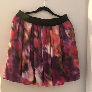 Vince Camuto skirt 10 NWT Brush Stroke Print
